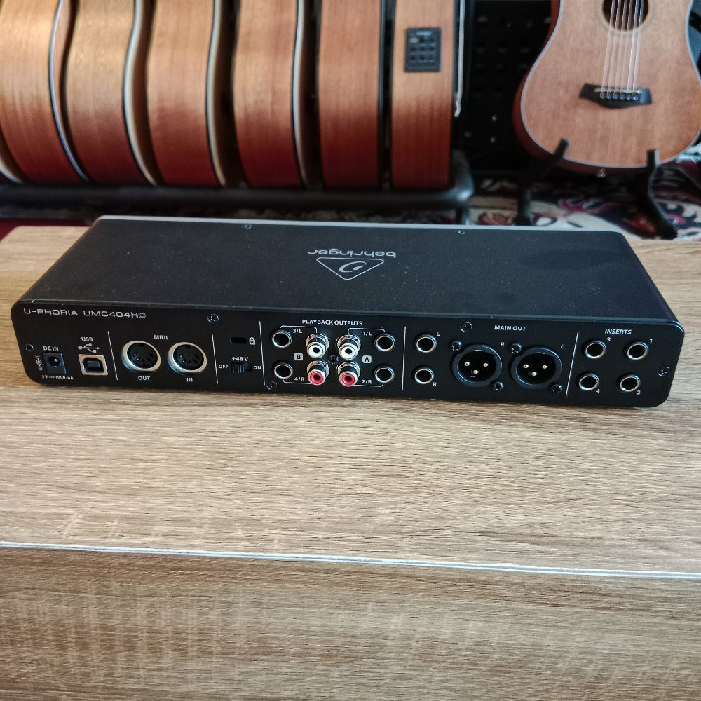Behringer UMC404HD