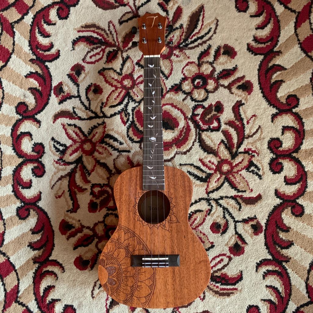 Tom Ukulele - JYYT1 Tenor
