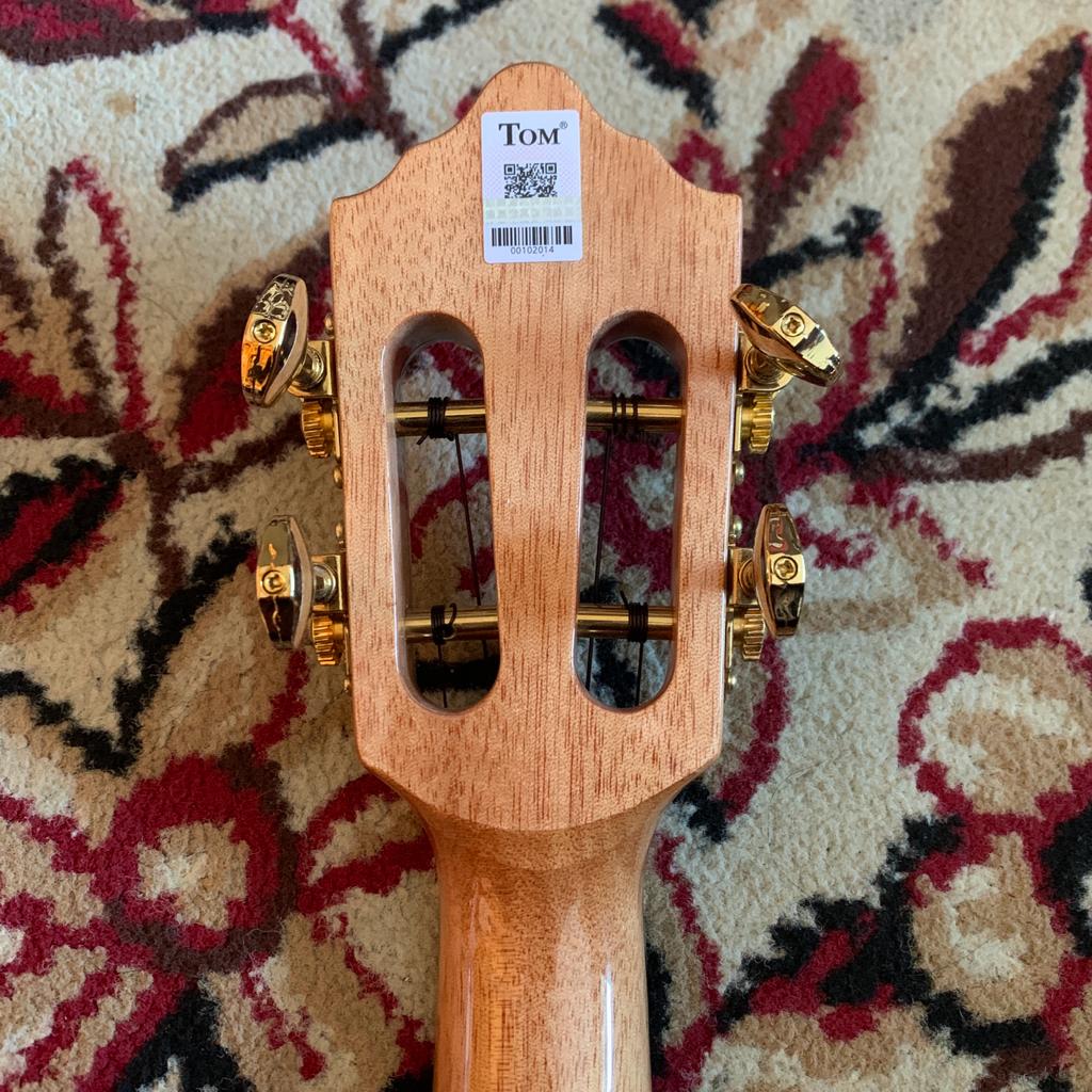 Tom Ukulele - 680M