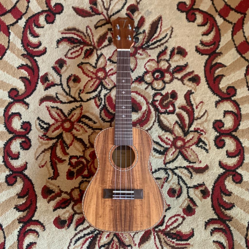 Tom Ukulele - TUC700 Concert