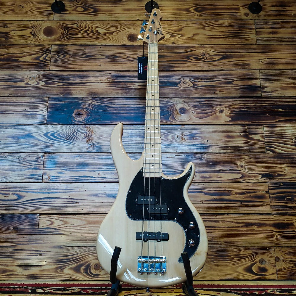 Peavey Milestone Bass