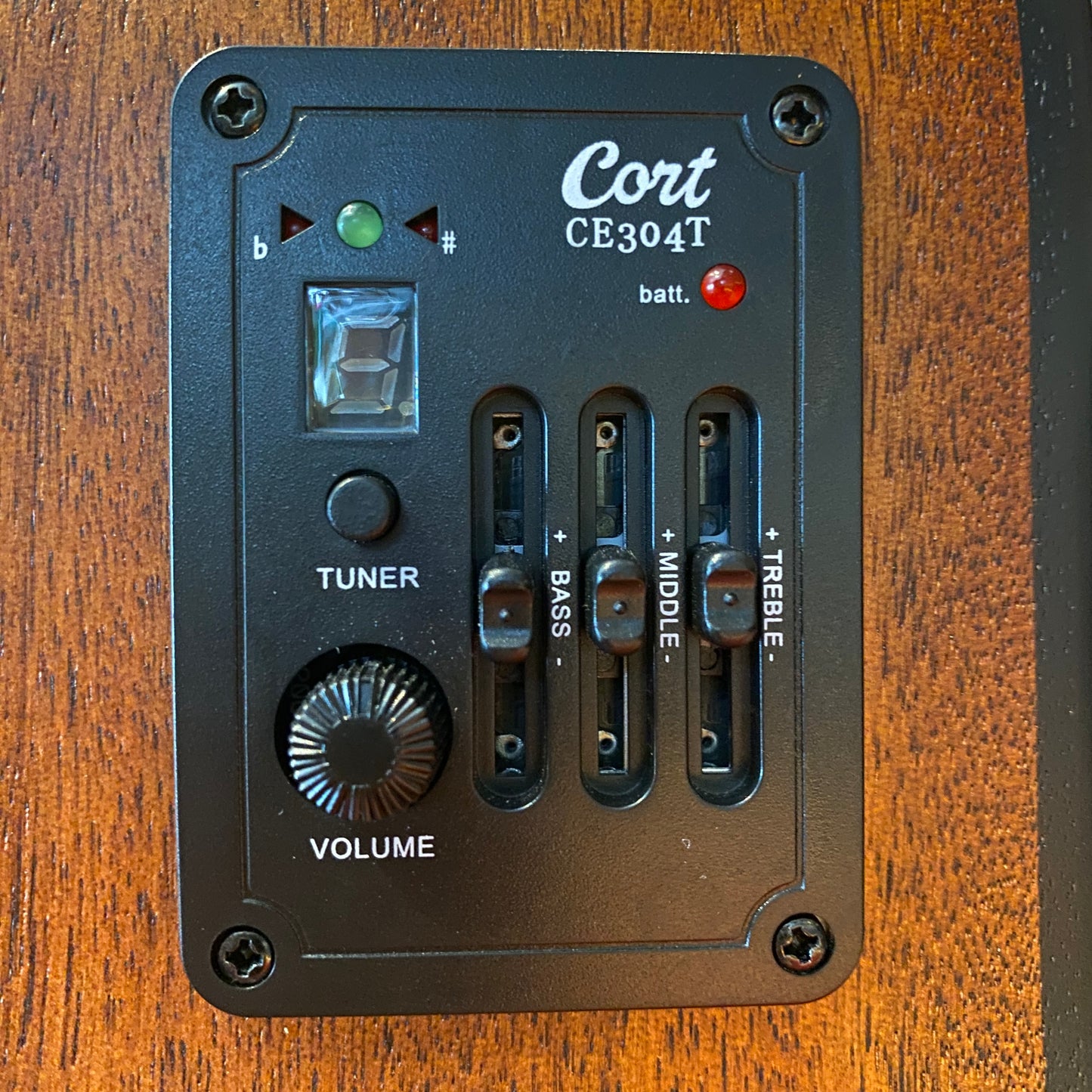 Cort AD Mini E OP