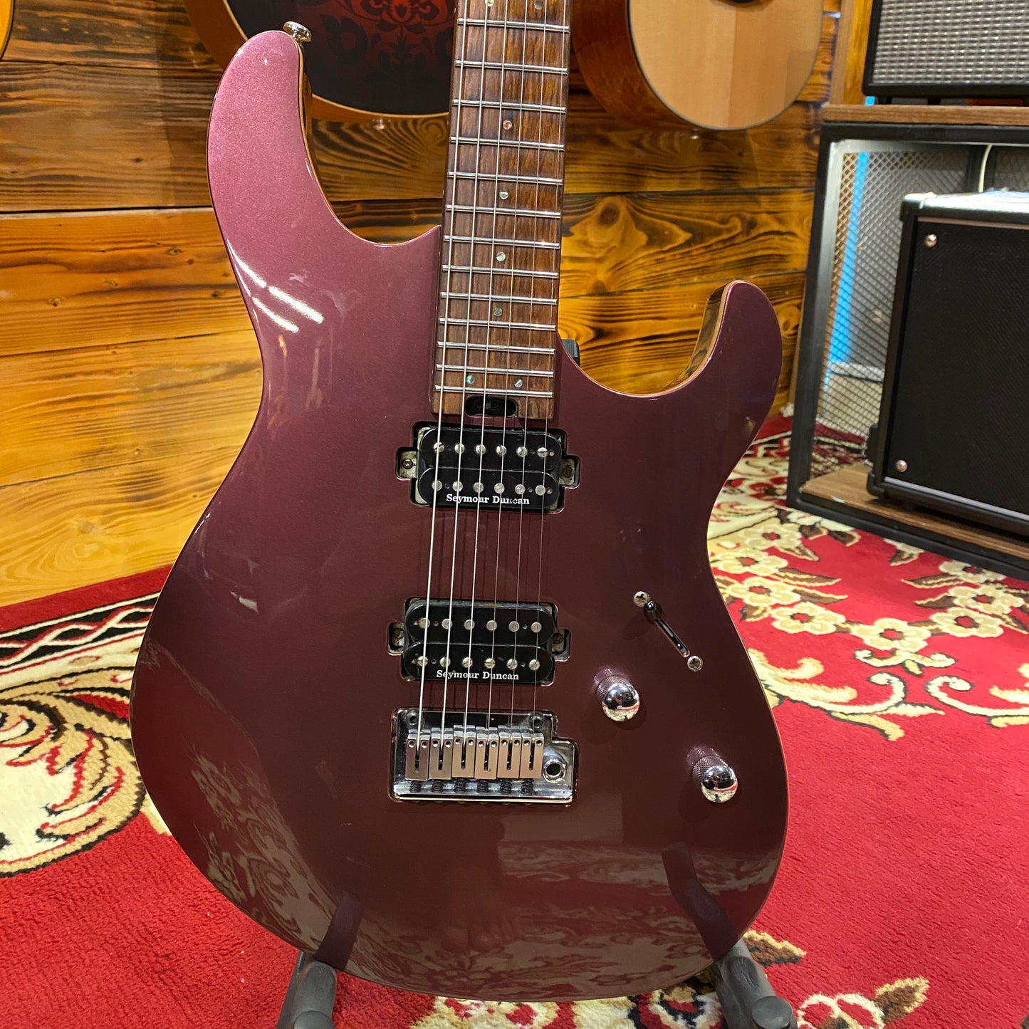 Cort G300 Pro Vivid Burgundy