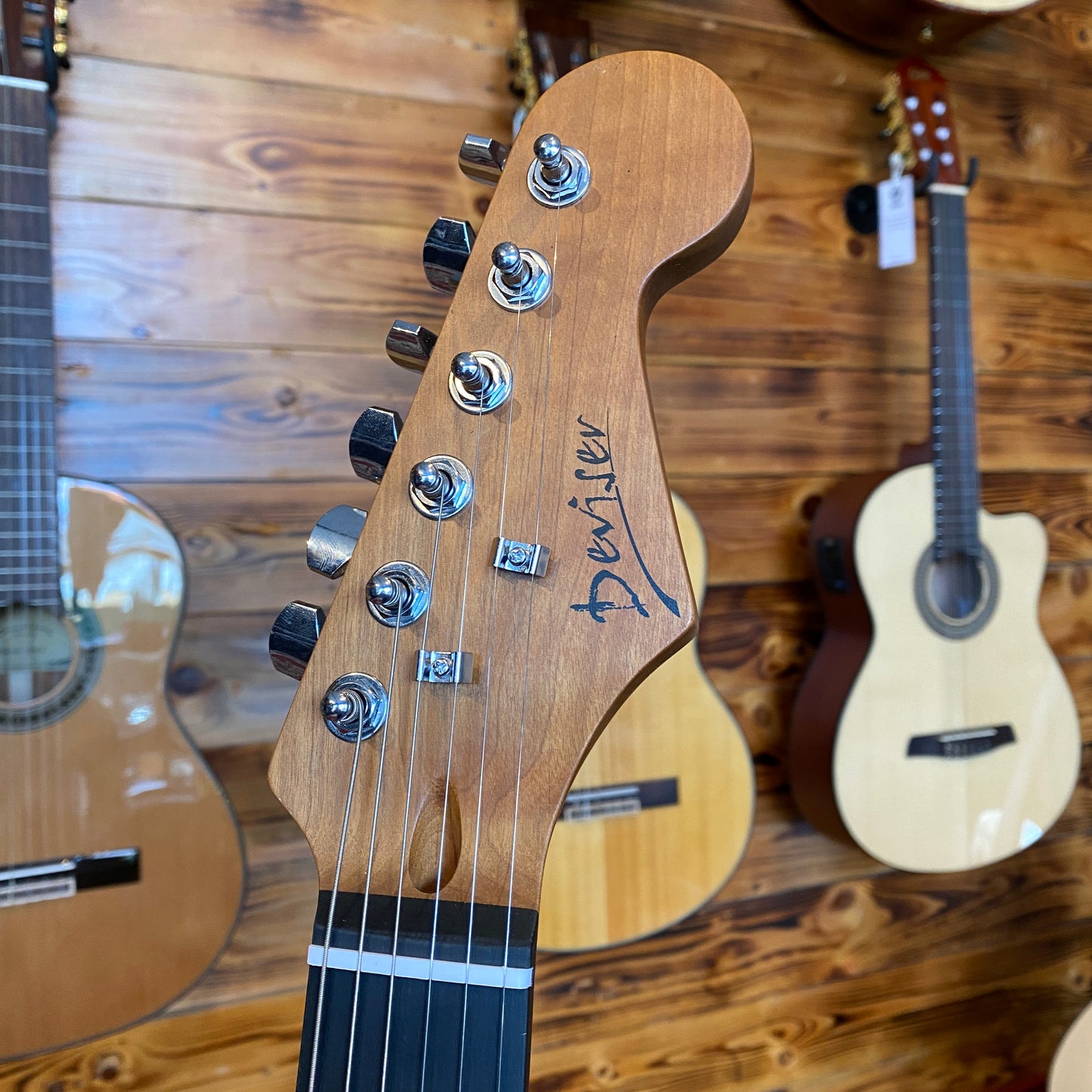 Deviser LG-1 | Electric Guitar