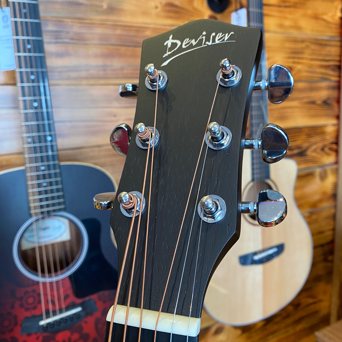 Deviser LS Acoustic Guitar