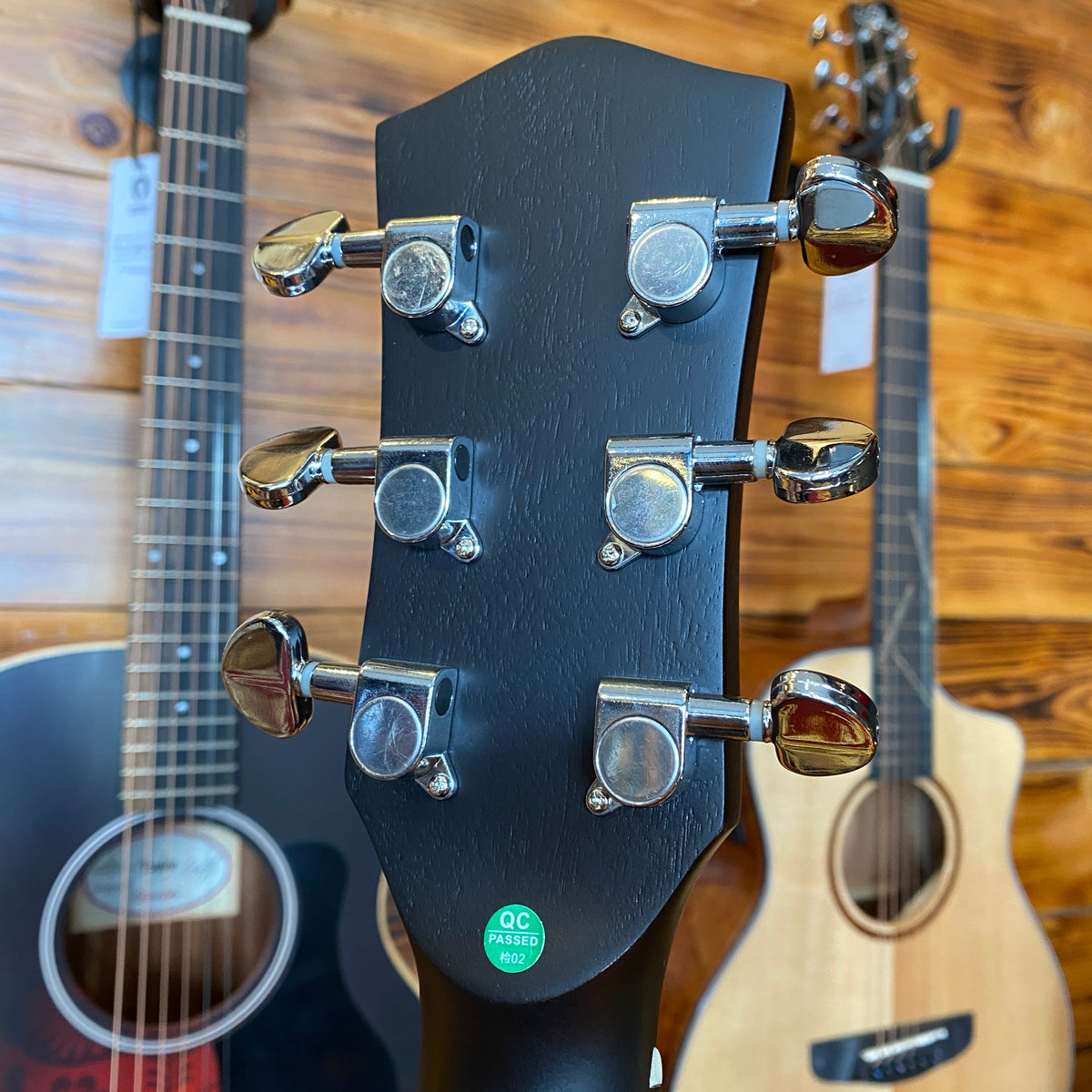 Deviser LS Acoustic Guitar