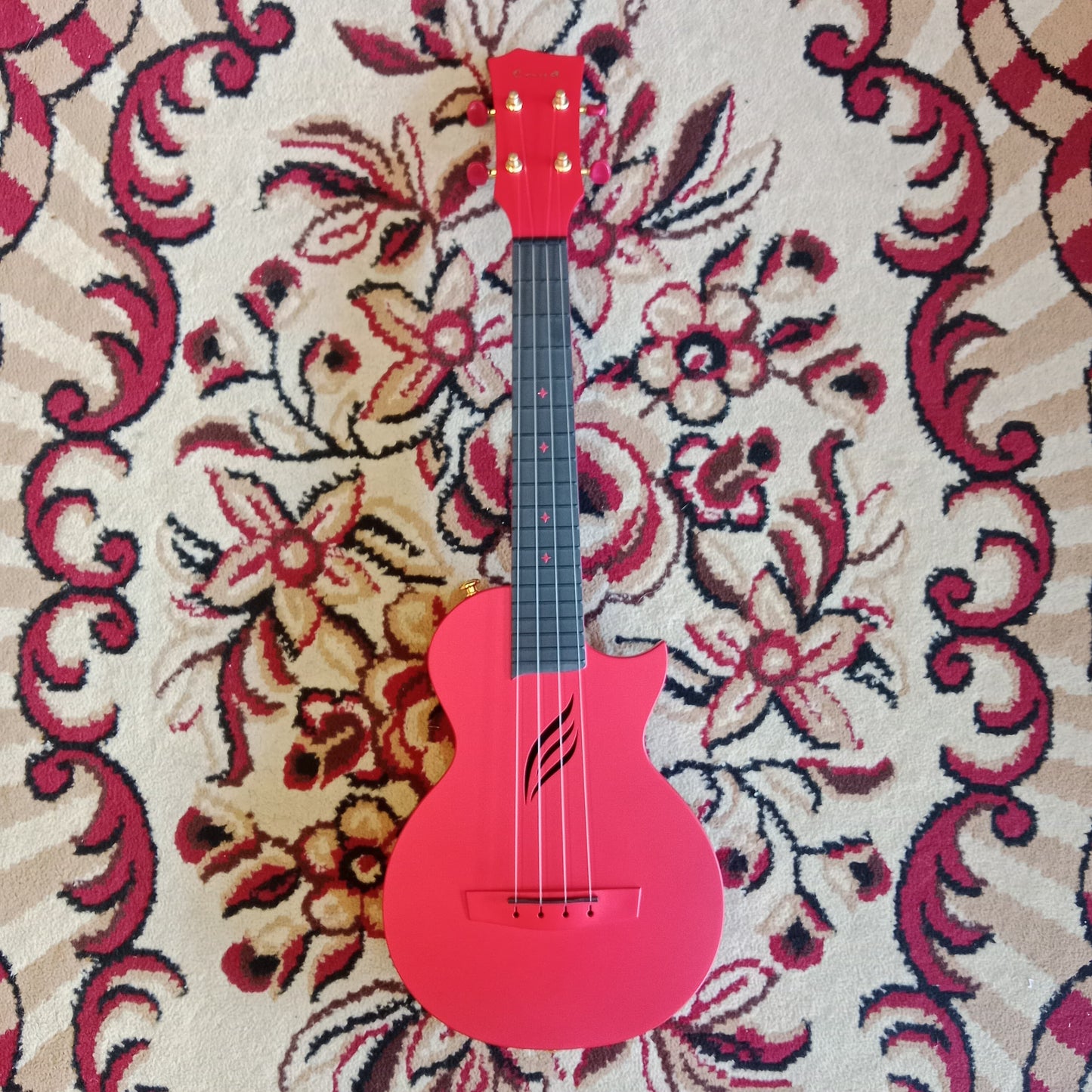 Ukulele Enya Nova U Konser Serat Karbon 23".