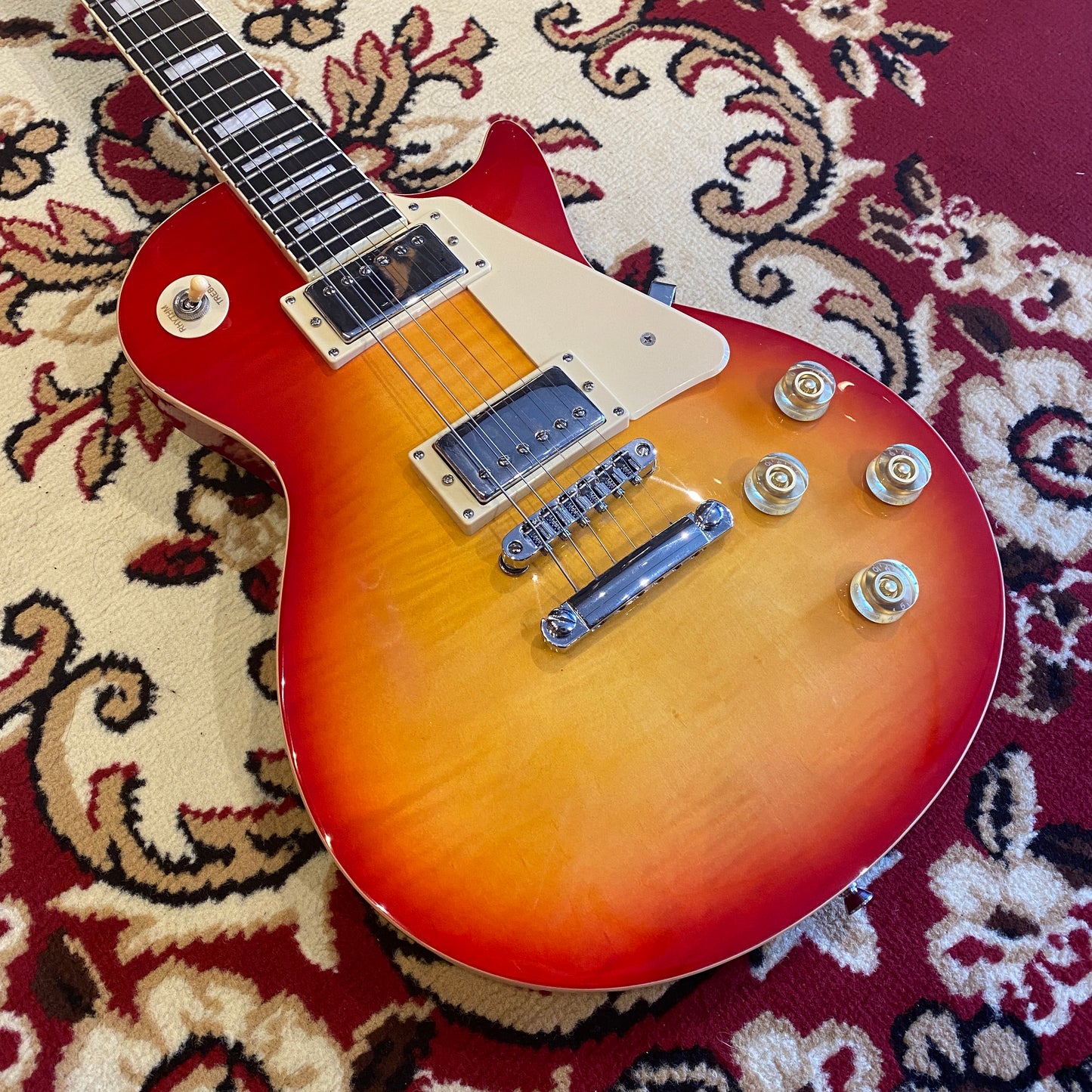 Scorpion Les Paul 610 Cherry Burst