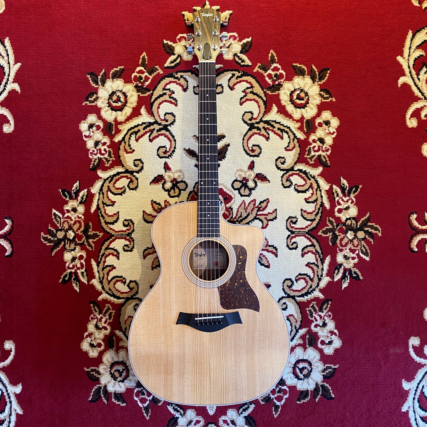 Taylor 214CE Walnut