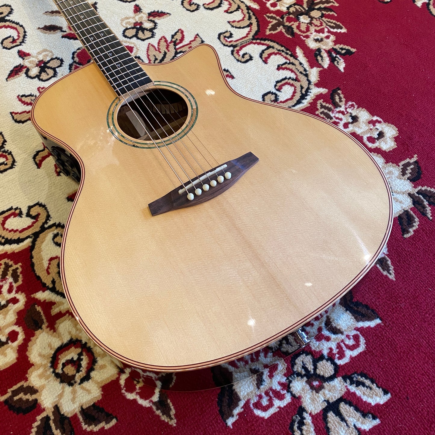Tom Guitar - GAC3