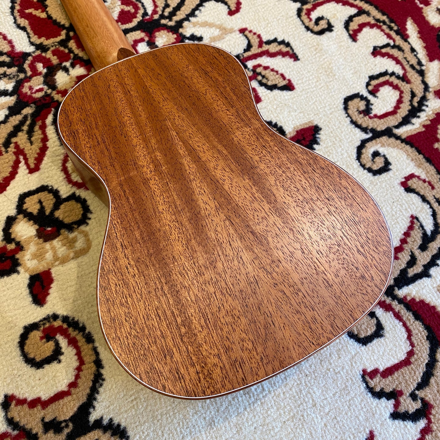Tom Ukulele - S3