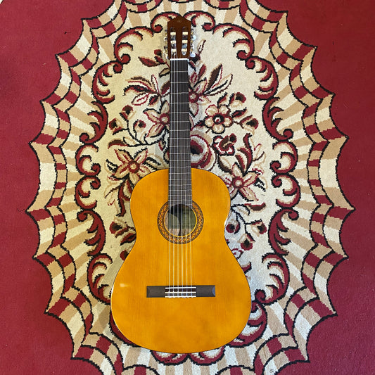 Yamaha C40