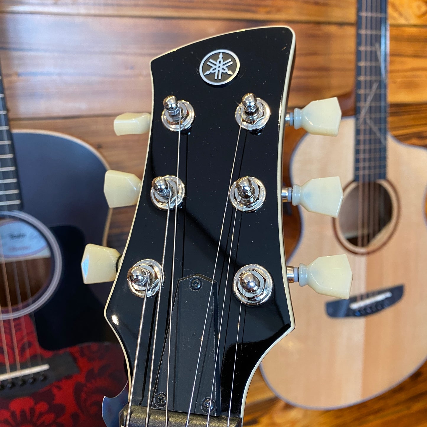 Yamaha Revstar RSS02T SSB